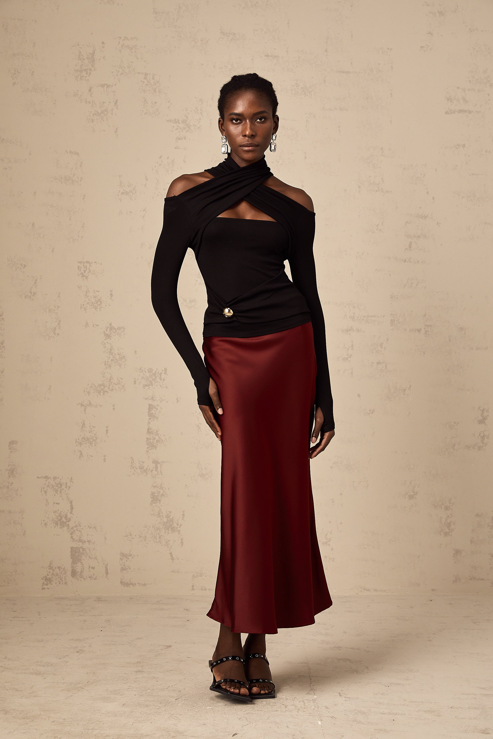 Vanessa | flared satin skirt