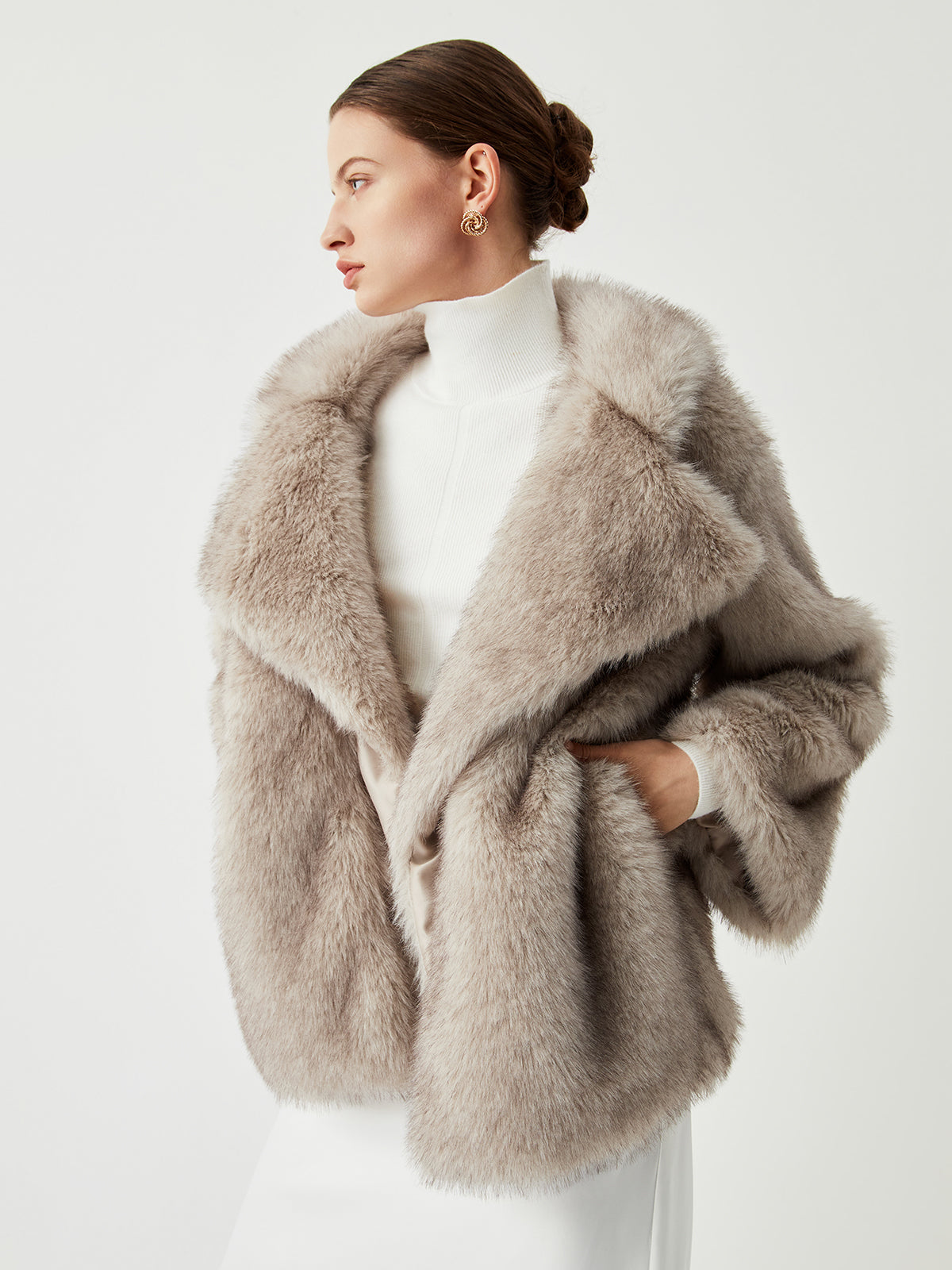 Jenny | Oversized Collared Faux Fur Coat