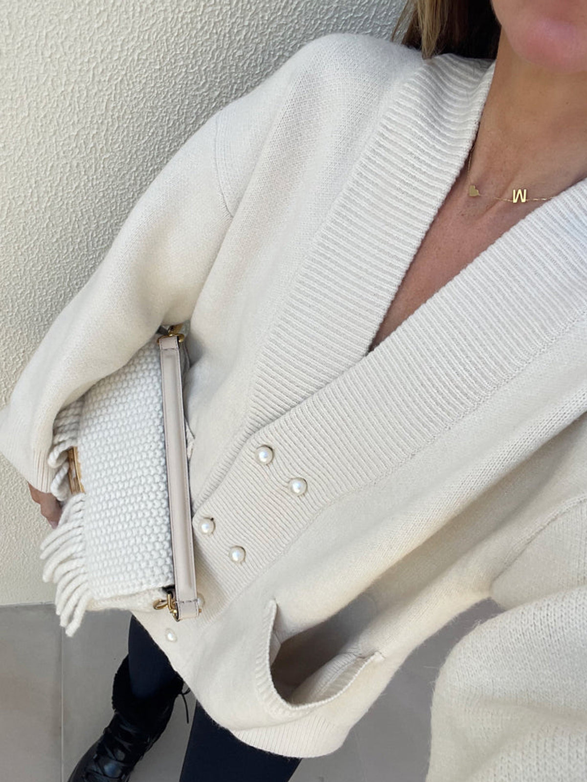 Jessy | Elegant V-Neck Cardigan