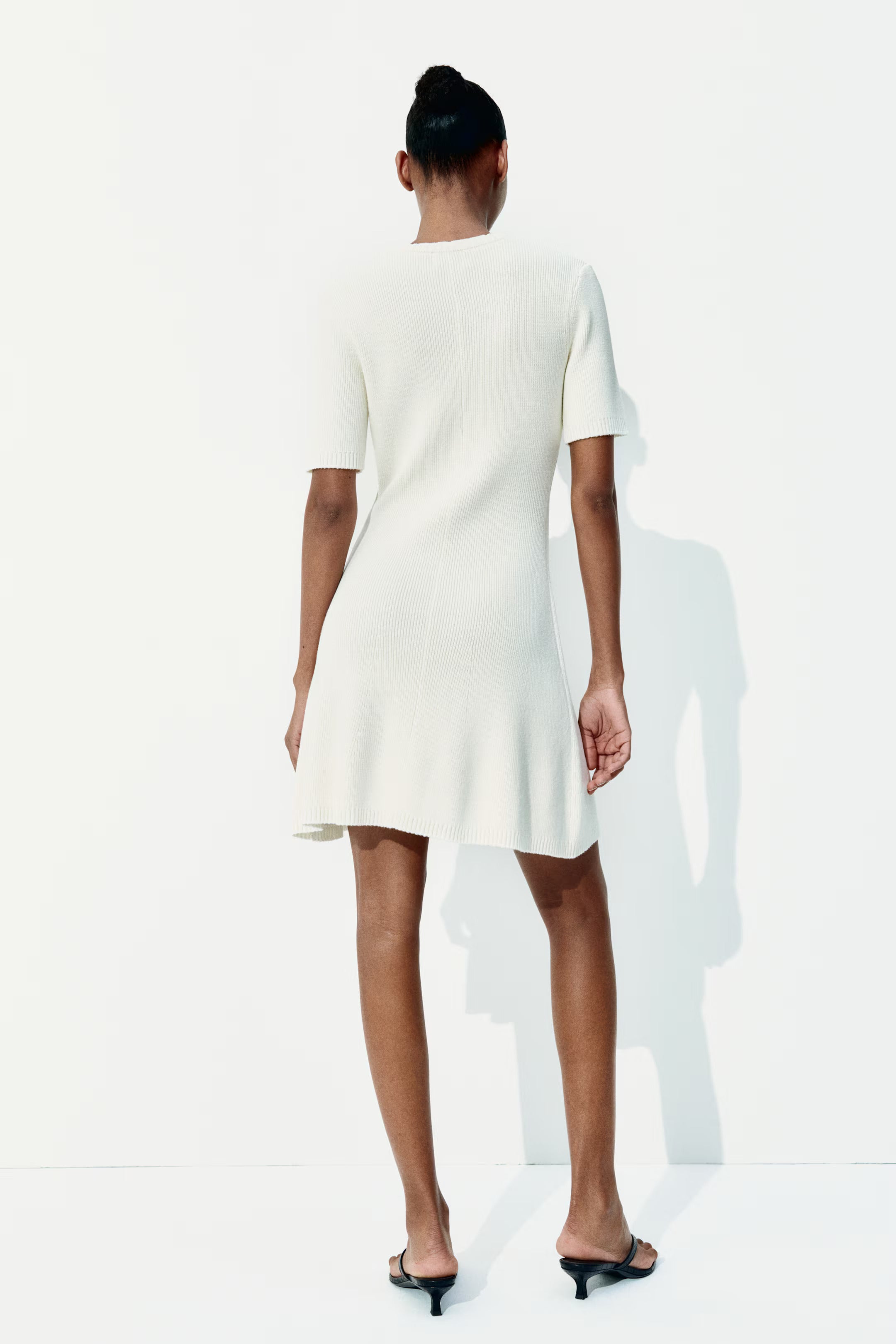 Jess | Ribbed button-through dress